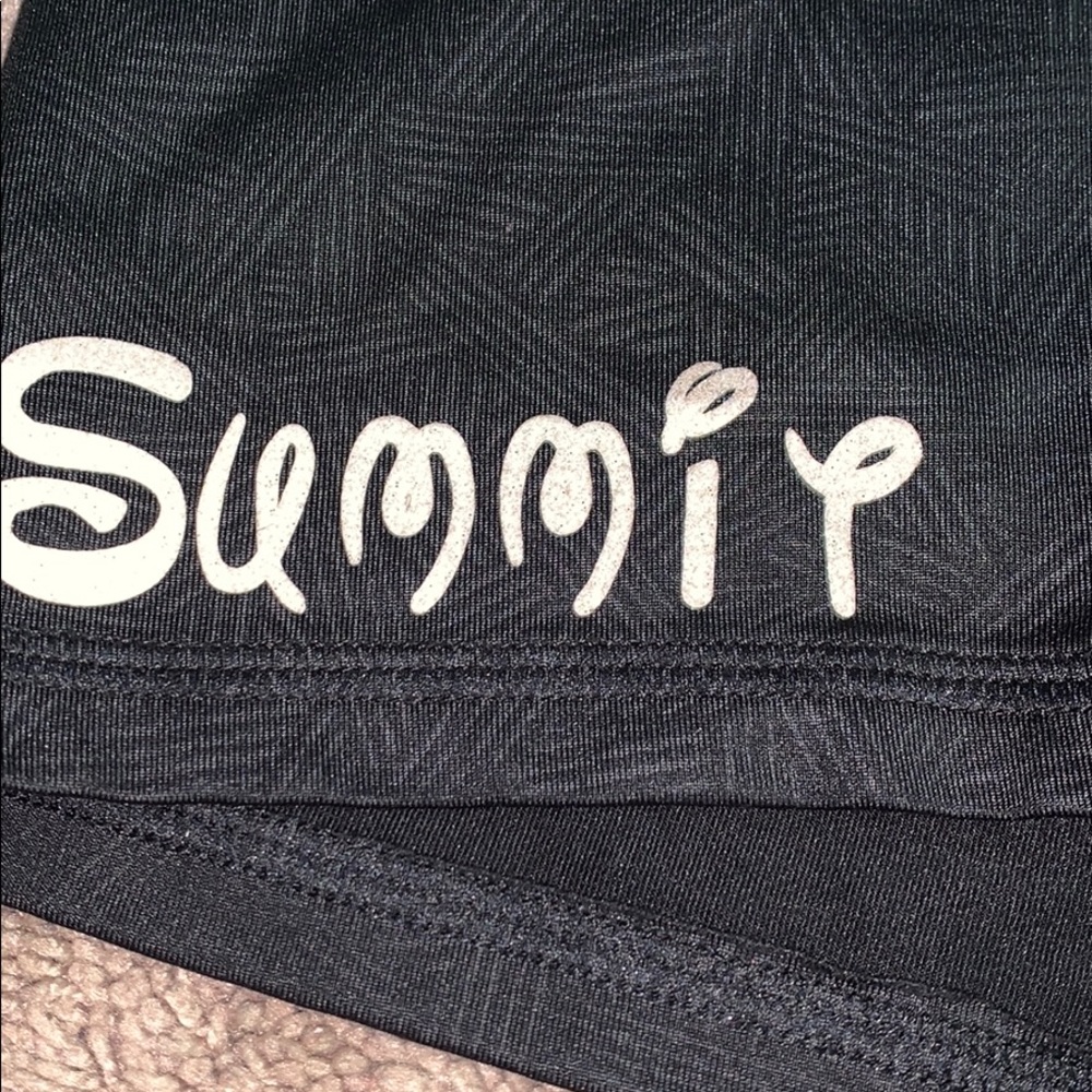 Spandex - Picture 2 of 4